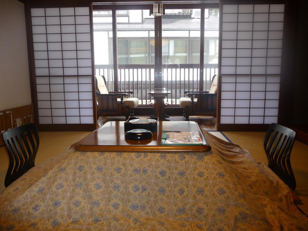 Houshi Onsen Chojukan Minakami Habitación foto